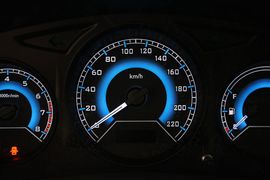 2015款东南V3菱悦1.5L手动幸福版