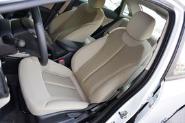 2015款别克英朗15N自动精英型