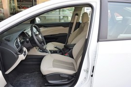 2015款别克英朗15N自动精英型