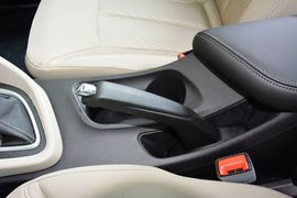 2015款别克英朗15N自动精英型