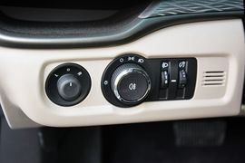 2015款别克英朗15N自动精英型