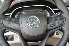 2015款别克英朗15N自动精英型