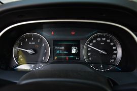 2015款别克英朗15N自动精英型