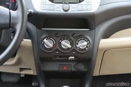 长安铃木奥拓1.0L