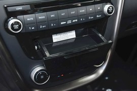 2015款奔腾X80