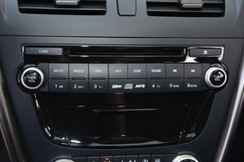 2015款奔腾X80