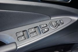 2015款现代索纳塔八经典