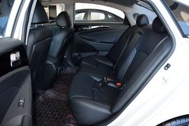 2015款现代索纳塔八经典