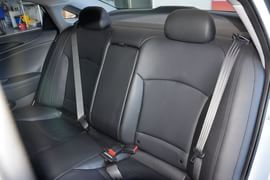 2015款现代索纳塔八经典