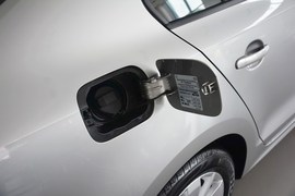 2015款大众速腾1.6L手自一体时尚型