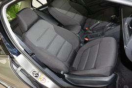 2015款大众速腾1.6L手自一体时尚型