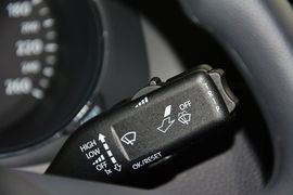 2015款大众速腾1.6L手自一体时尚型
