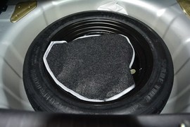 2014款现代瑞奕1.4L自动GLX