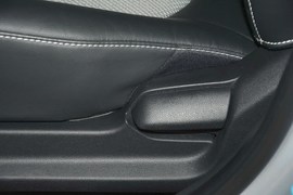 2014款现代瑞奕1.4L自动GLX