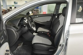 2014款现代瑞奕1.4L自动GLX