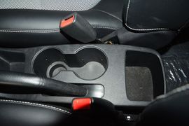 2014款现代瑞奕1.4L自动GLX