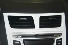 2014款现代瑞奕1.4L自动GLX