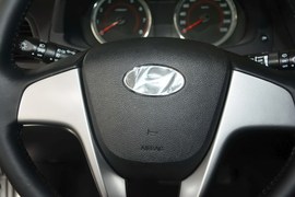 2014款现代瑞奕1.4L自动GLX