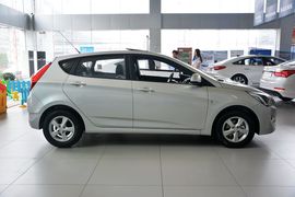 2014款现代瑞奕1.4L自动GLX