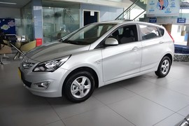 2014款现代瑞奕1.4L自动GLX