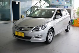 2014款现代瑞奕1.4L自动GLX