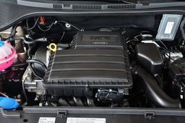 2015款大众捷达1.4L手动时尚型