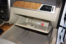 2015款别克凯越1.5L手动经典型