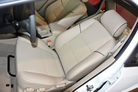 2015款别克凯越1.5L手动经典型