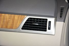 2015款别克凯越1.5L手动经典型