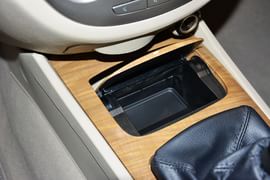 2015款别克凯越1.5L手动经典型
