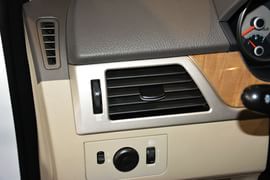 2015款别克凯越1.5L手动经典型