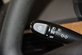 2015款别克凯越1.5L手动经典型