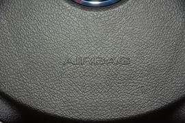 2015款别克凯越1.5L手动经典型