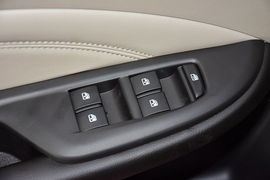 2015款别克全新英朗15N