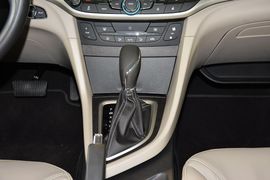 2015款别克全新英朗15N