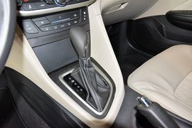 2015款别克全新英朗15N