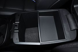 2015款现代全新胜达2.4L自动两驱智能型