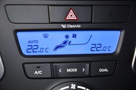 2015款现代全新胜达2.4L自动两驱智能型