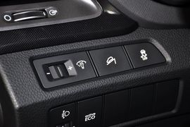 2015款现代全新胜达2.4L自动两驱智能型