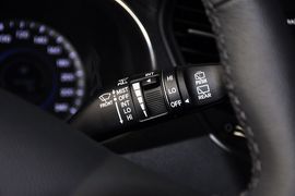 2015款现代全新胜达2.4L自动两驱智能型