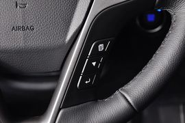 2015款现代全新胜达2.4L自动两驱智能型