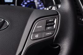 2015款现代全新胜达2.4L自动两驱智能型