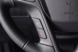 2015款现代全新胜达2.4L自动两驱智能型