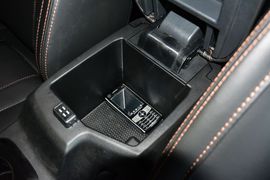   2014款吉利豪情SUV 2.4L自动两驱豪华型到店实拍