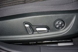 2015款奥迪A4L