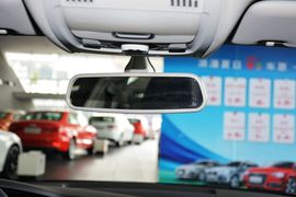 2015款奥迪A4L