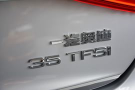2015款奥迪A4L