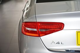 2015款奥迪A4L