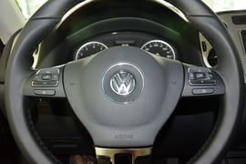 2015款大众途观1.8TSI手自一体两驱舒适版