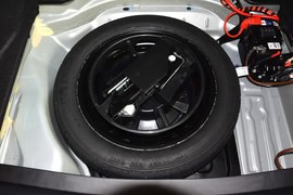 2015款奔驰E180L运动型